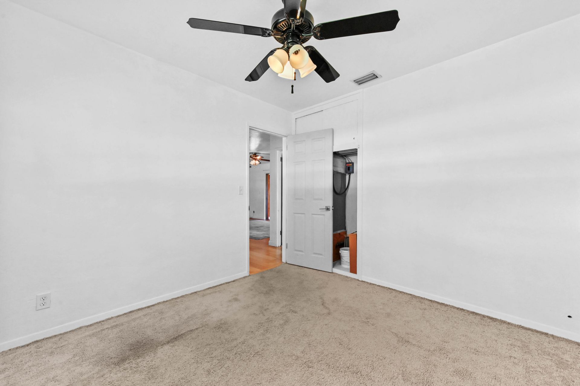 5709 SE Indigo Avenue, Stuart, FL 34997 Photo