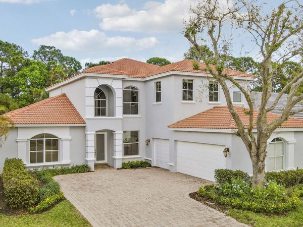 147 Sedona Way, Palm Beach Gardens, FL 33418