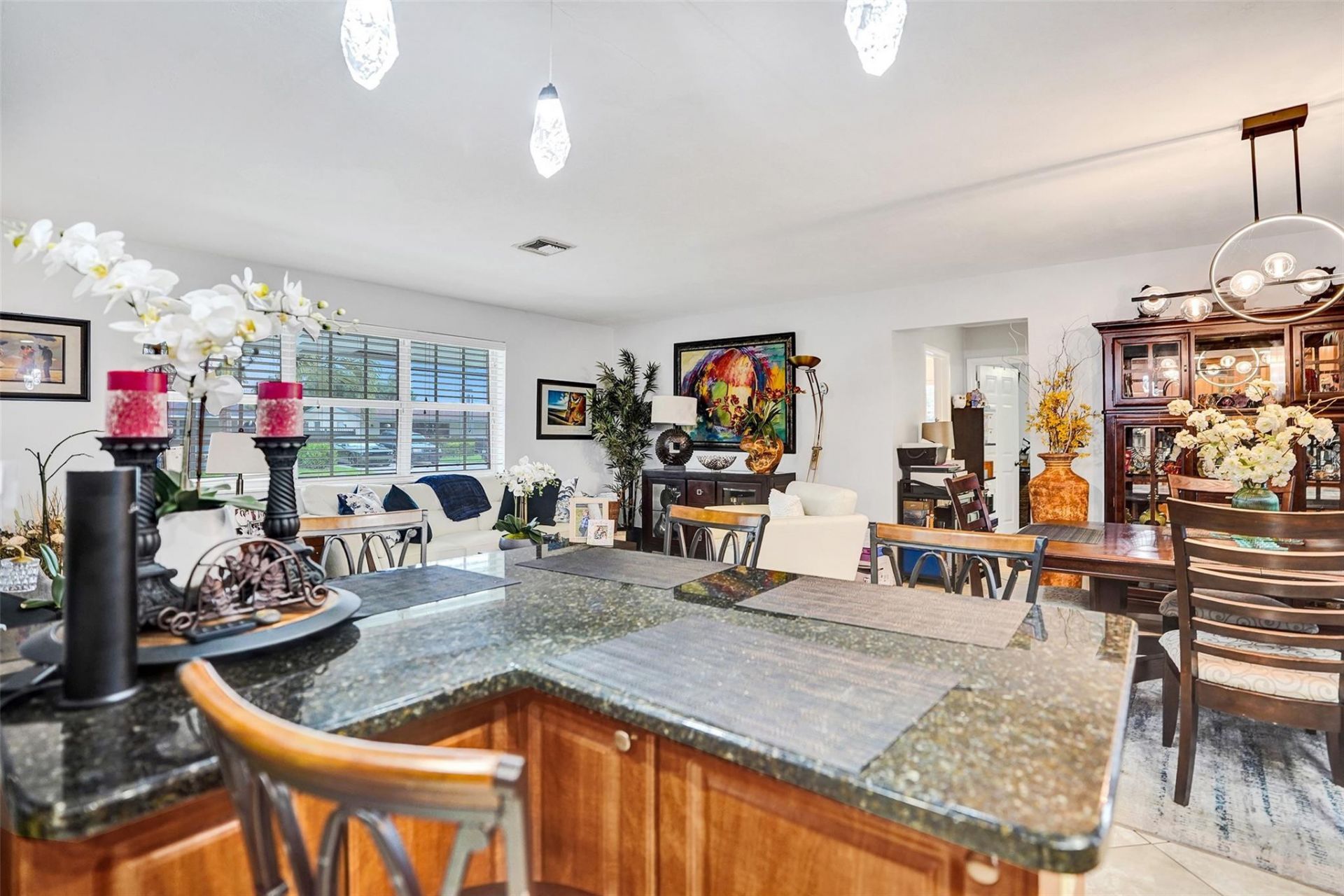 7680 NW 14th St, Pembroke Pines, FL 33024 Photo