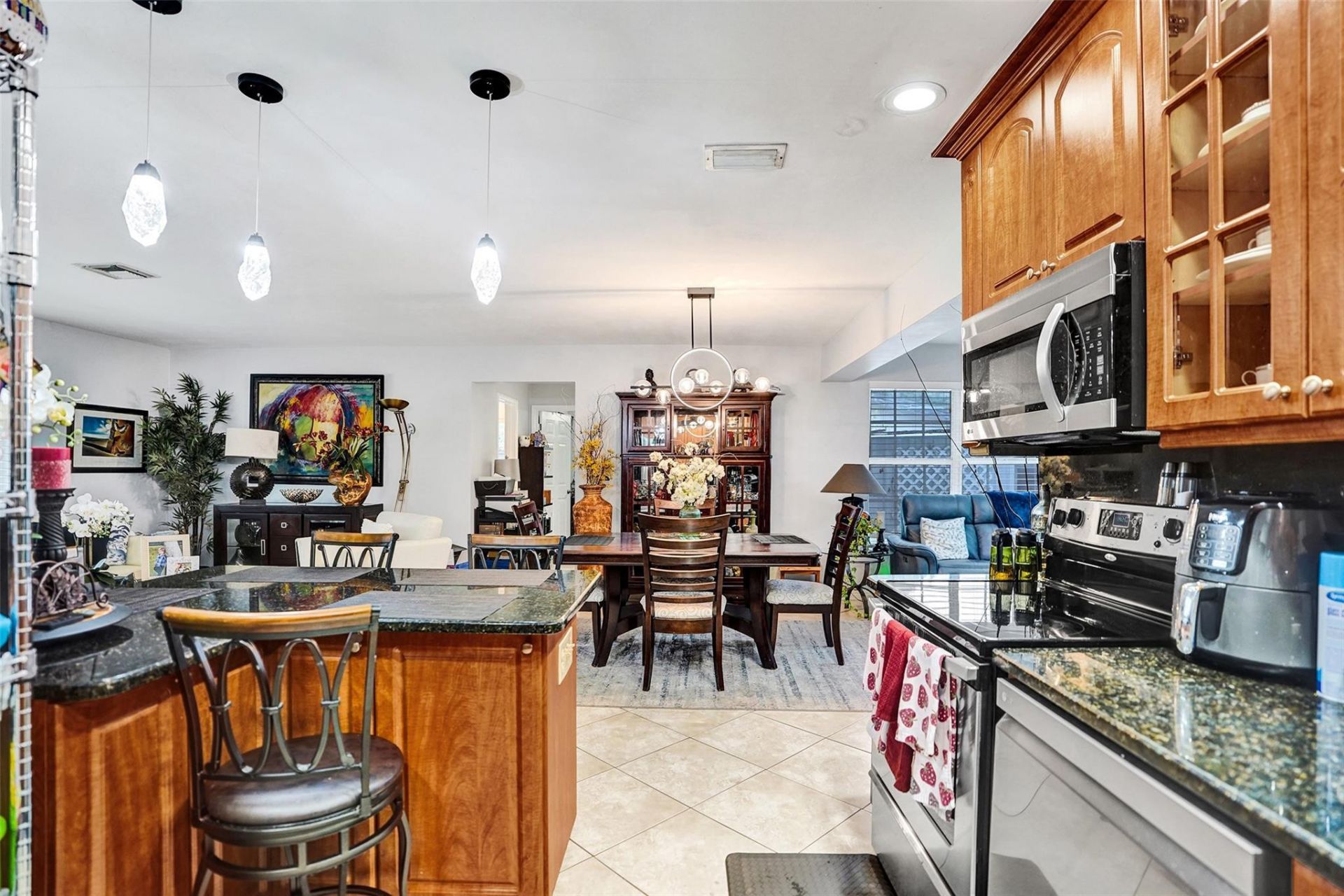 7680 NW 14th St, Pembroke Pines, FL 33024 Photo