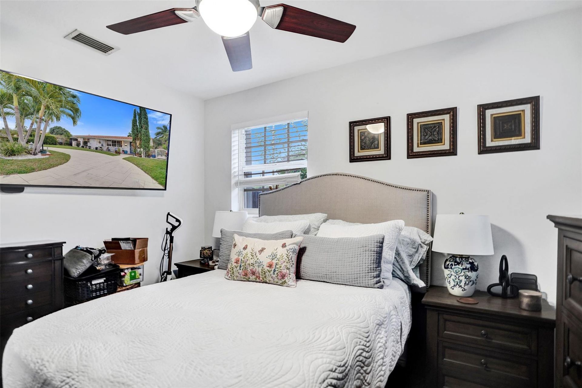 7680 NW 14th St, Pembroke Pines, FL 33024 Photo