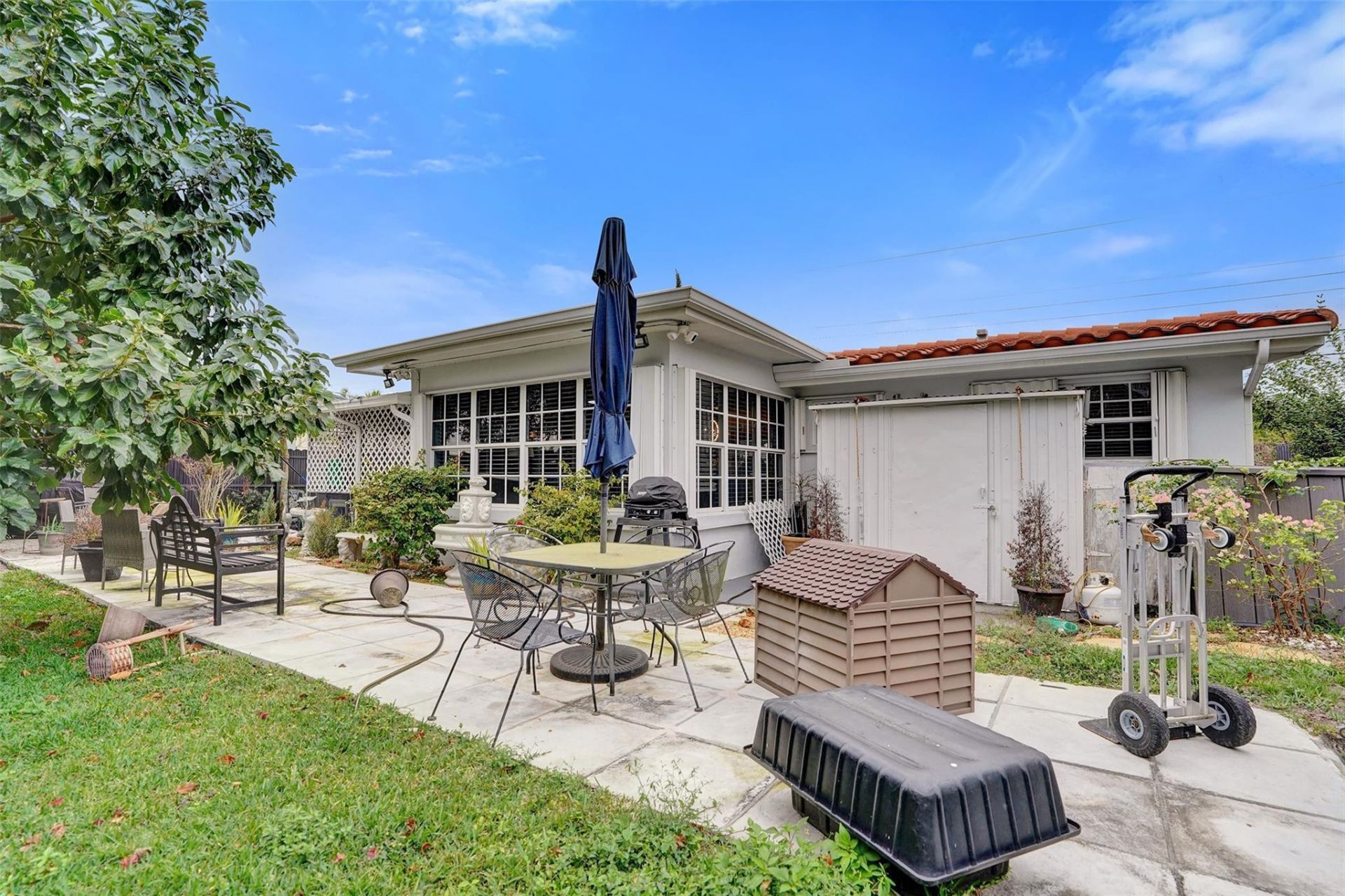 7680 NW 14th St, Pembroke Pines, FL 33024 Photo