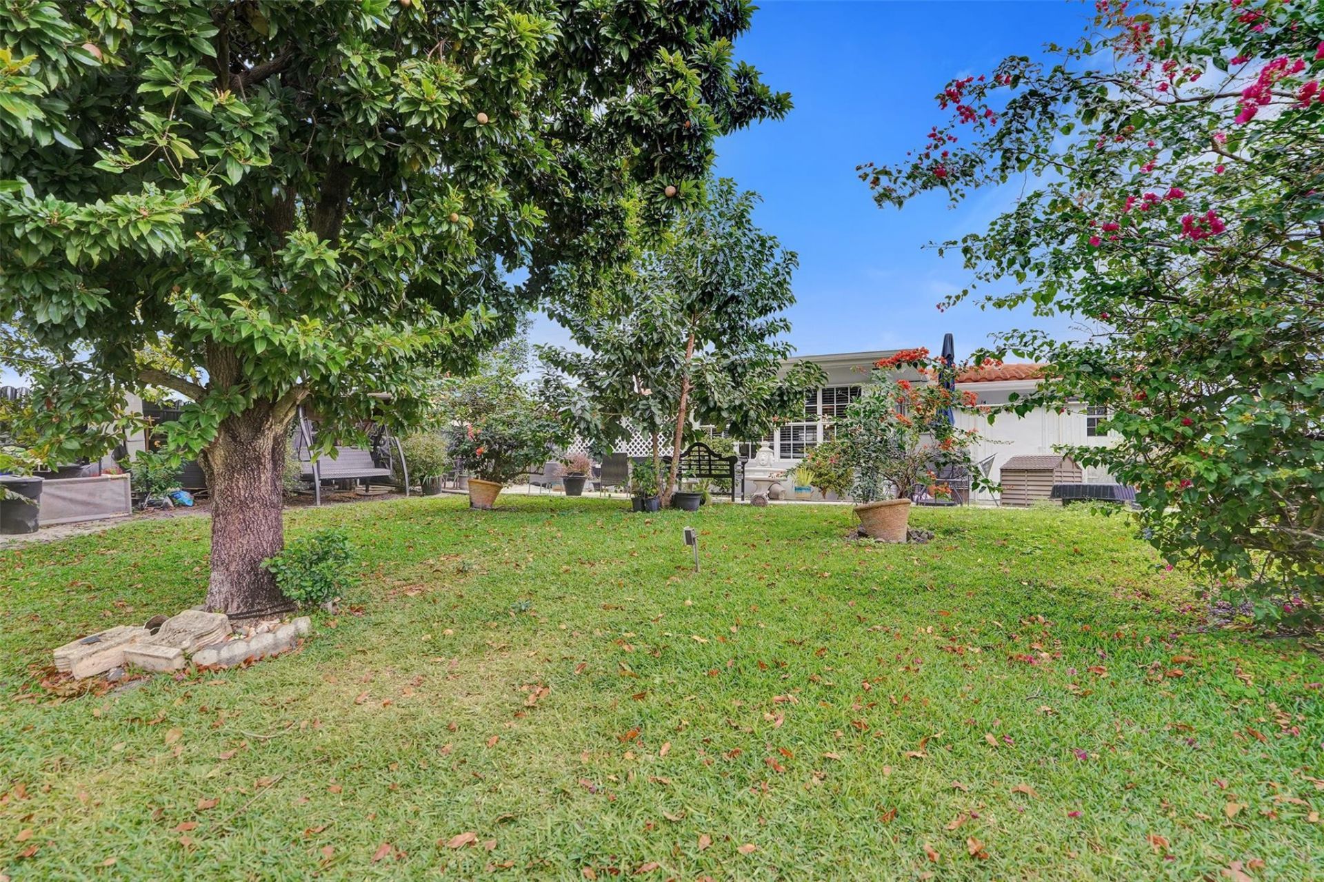 7680 NW 14th St, Pembroke Pines, FL 33024 Photo