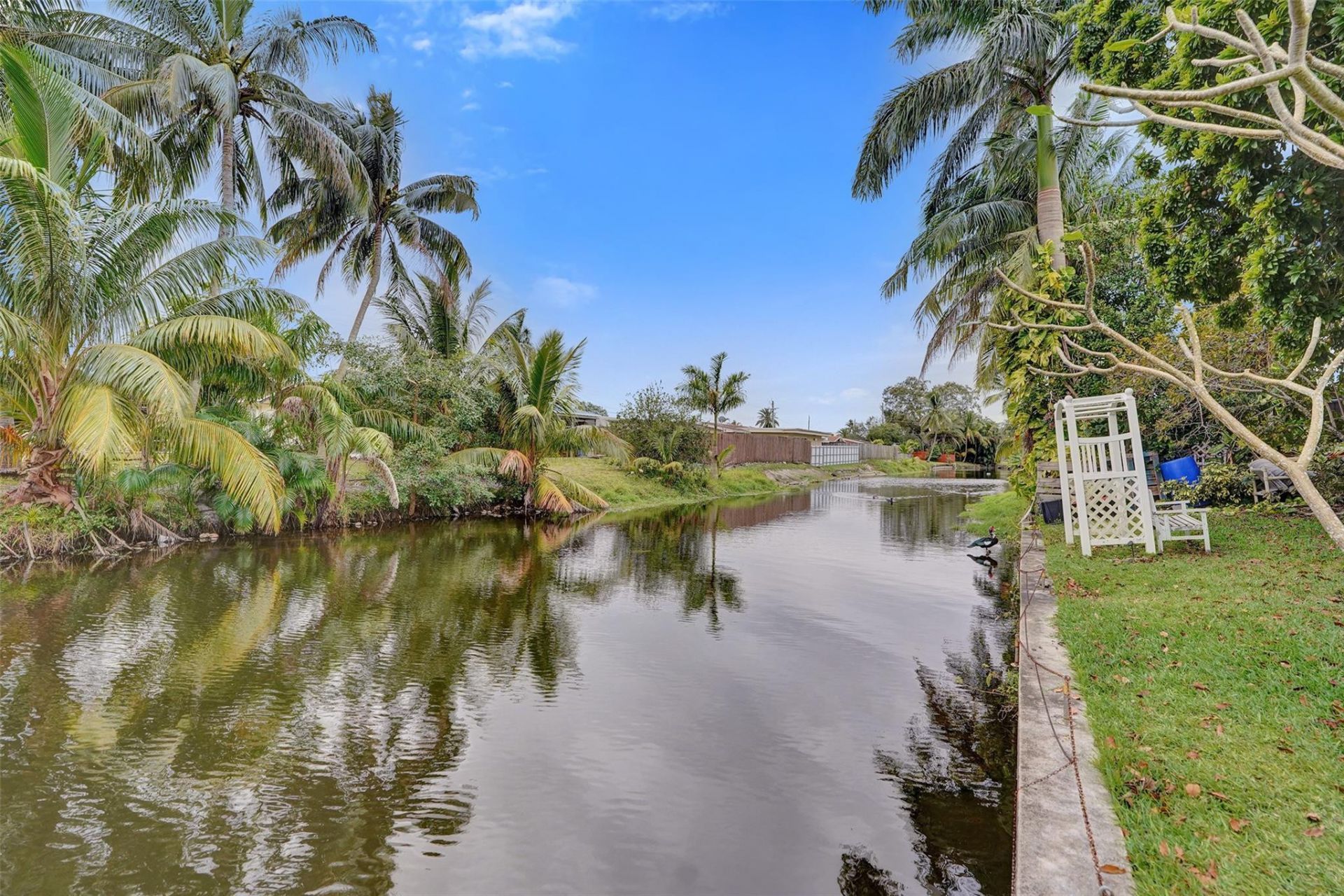 7680 NW 14th St, Pembroke Pines, FL 33024 Photo