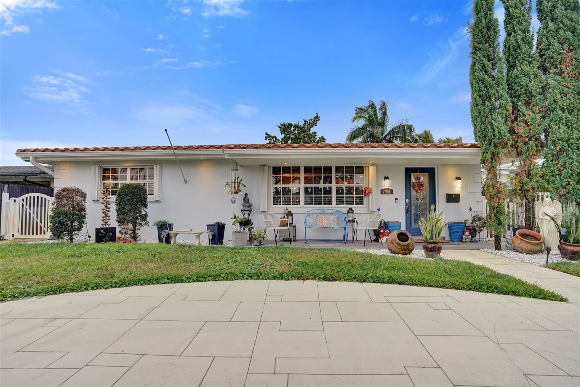 7680 NW 14th St, Pembroke Pines, FL 33024 Photo