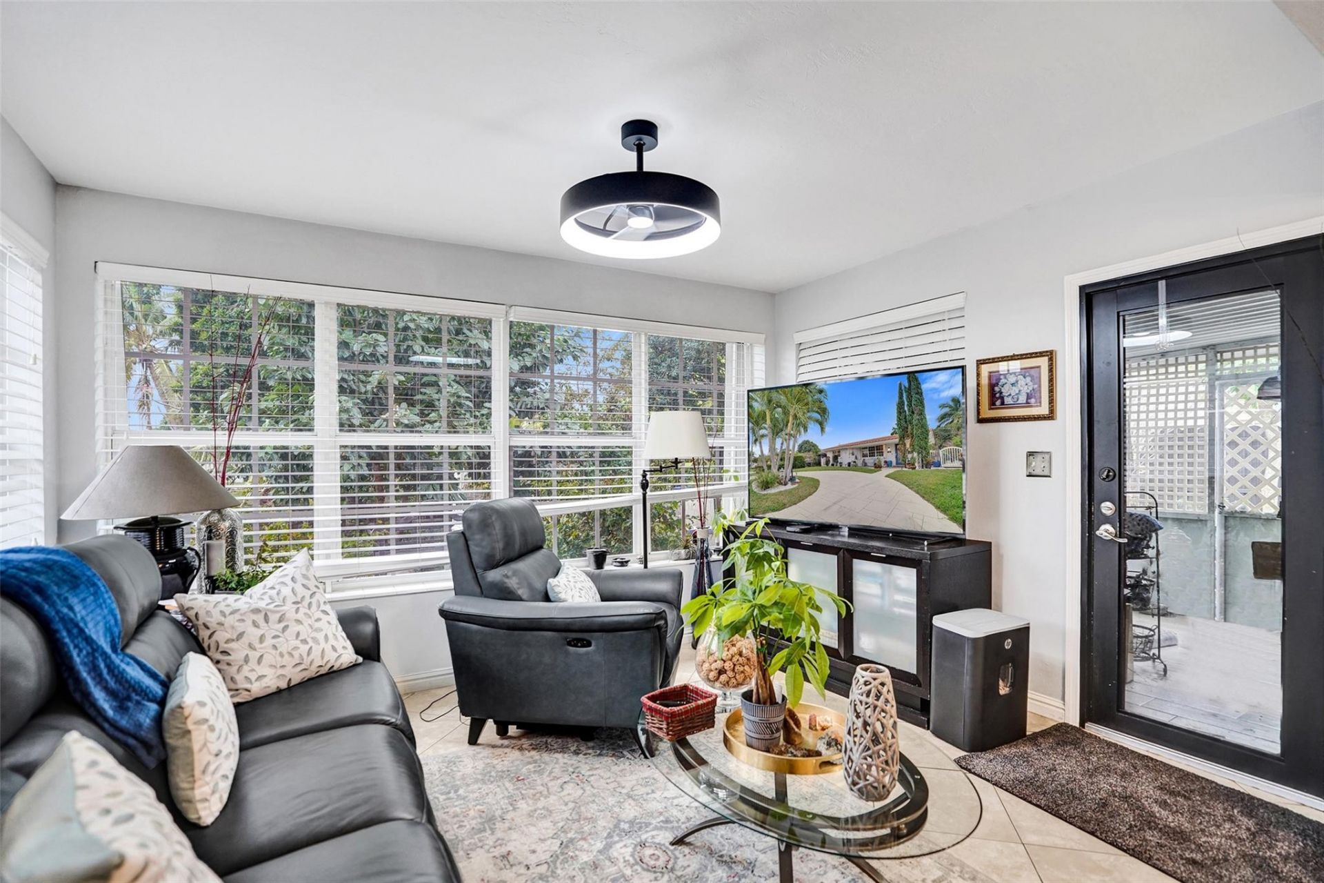 7680 NW 14th St, Pembroke Pines, FL 33024 Photo