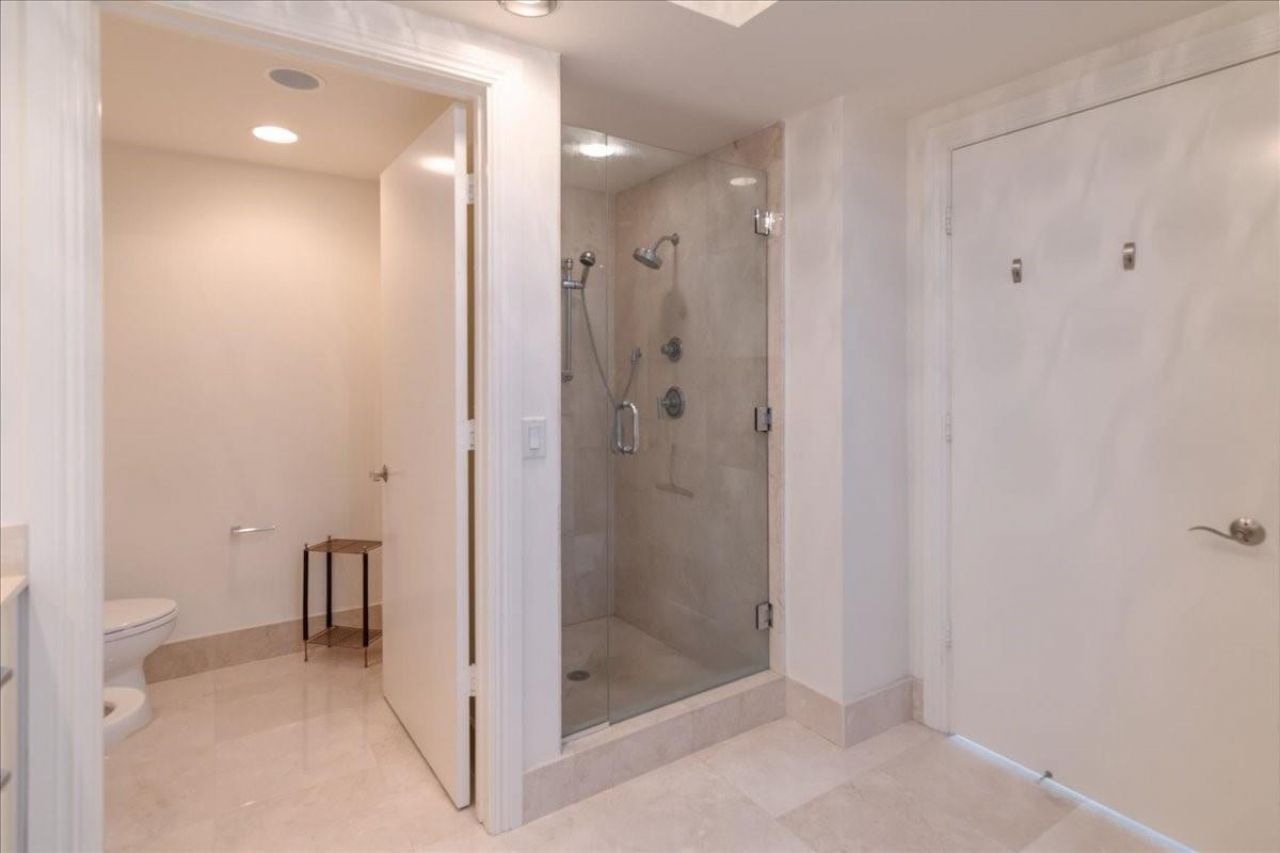 715 Bayshore Dr, Unit 506, Fort Lauderdale, FL 33304 Photo