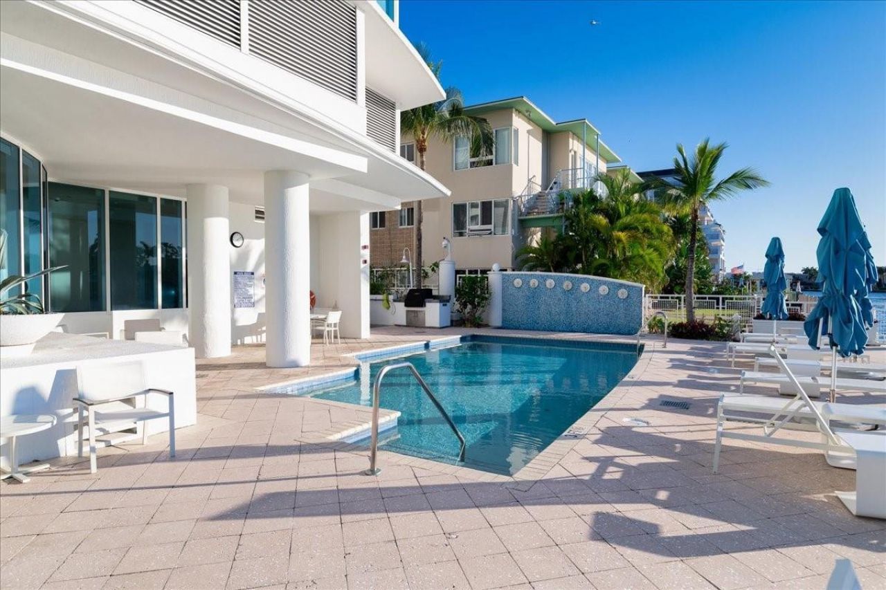 715 Bayshore Dr, Unit 506, Fort Lauderdale, FL 33304 Photo