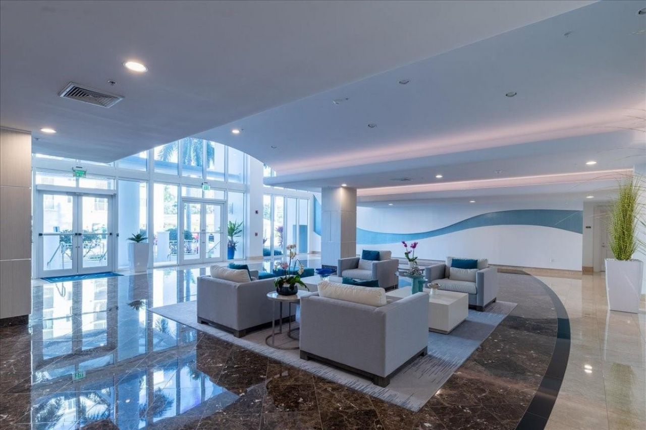 715 Bayshore Dr, Unit 506, Fort Lauderdale, FL 33304 Photo