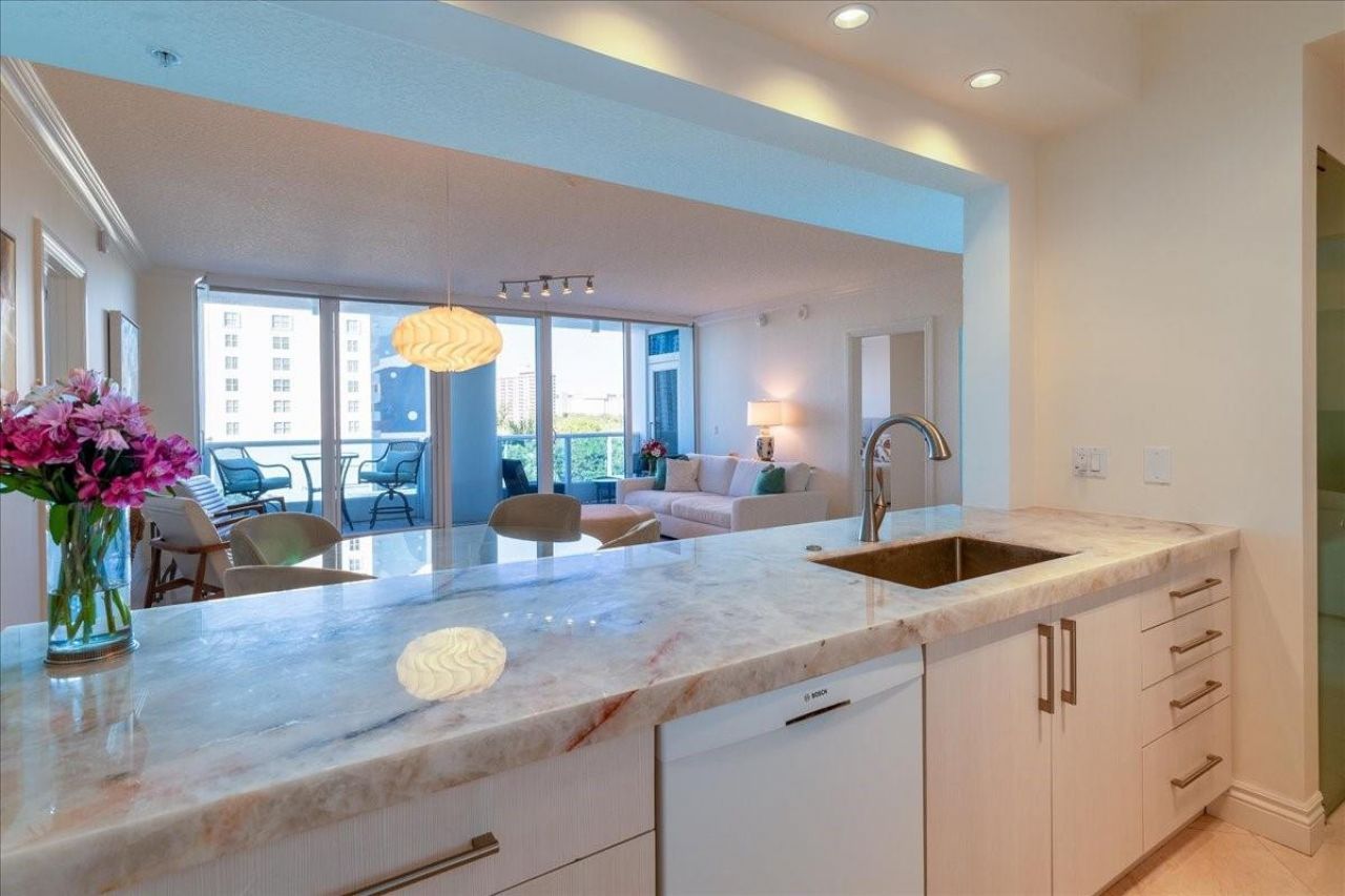 715 Bayshore Drive, Unit 506, Fort Lauderdale, FL 33304 Photo