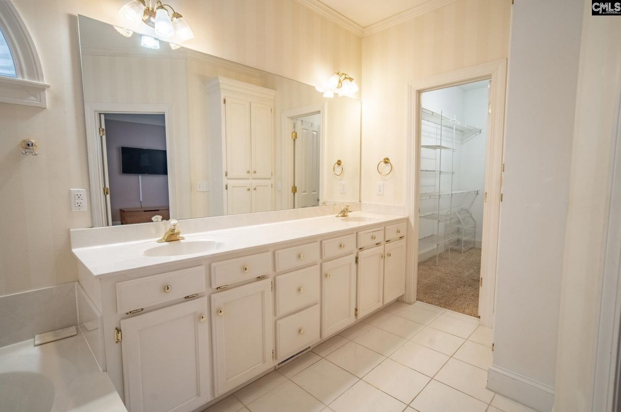 605 Cartgate Circle Photo 23