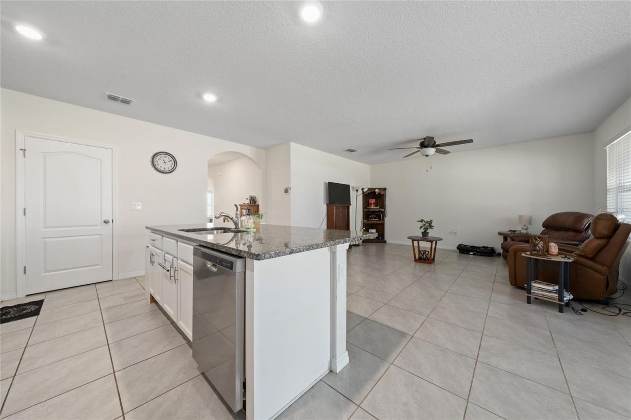 5275 Mayor Drive, Saint Cloud, FL 34771 Photo