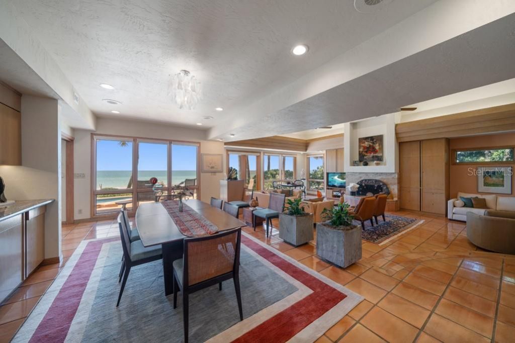 16000 Gulf Boulevard, Redington Beach, FL 33708 Photo