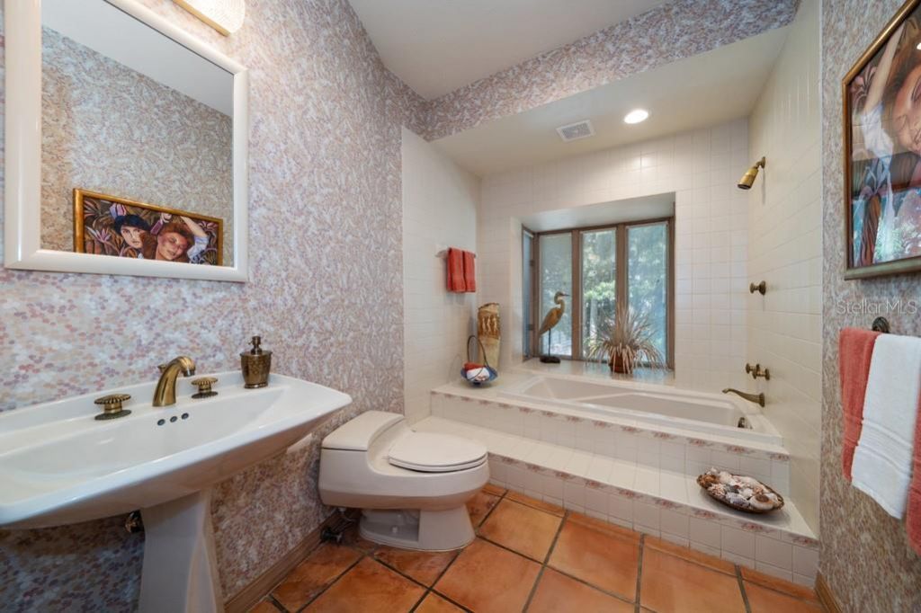 16000 Gulf Boulevard, Redington Beach, FL 33708 Photo