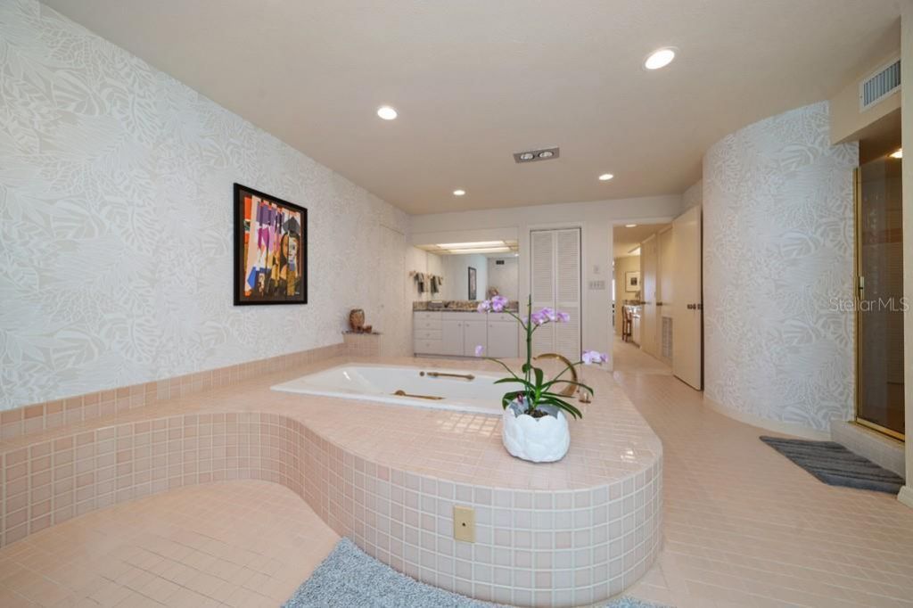 16000 Gulf Boulevard, Redington Beach, FL 33708 Photo