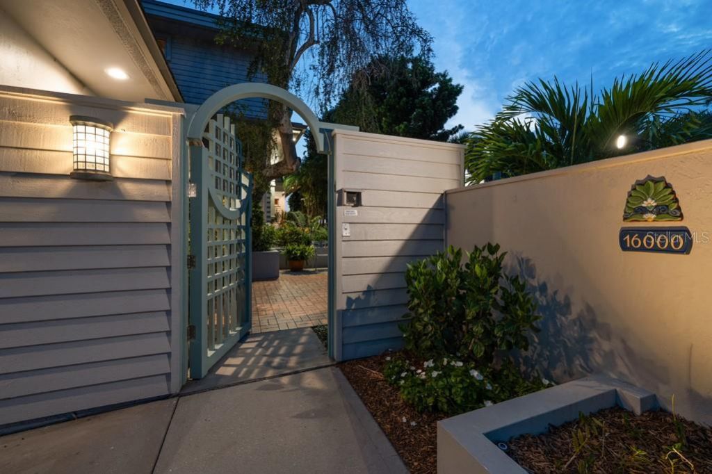 16000 Gulf Boulevard, Redington Beach, FL 33708 Photo