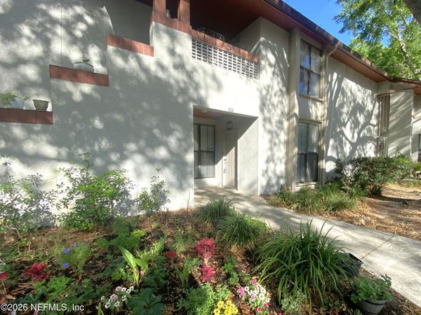 605 CLUBHOUSE Court, Jacksonville, FL 32256