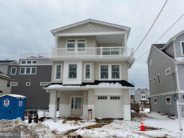 4 W SUMNER AVE, LONG BEACH TOWNSHIP, NJ 08008