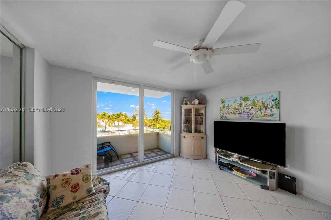 465 Ocean Dr , Unit 419, Miami Beach, FL 33139 Photo