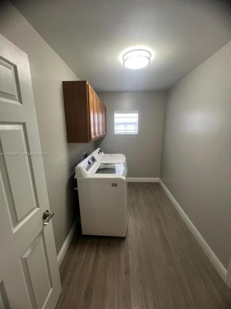 1305 SW 22pl , Cape Coral, FL 33991 Photo