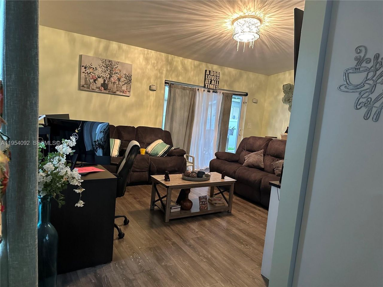 5700 SW 54th Ter, Davie, FL 33314 Photo