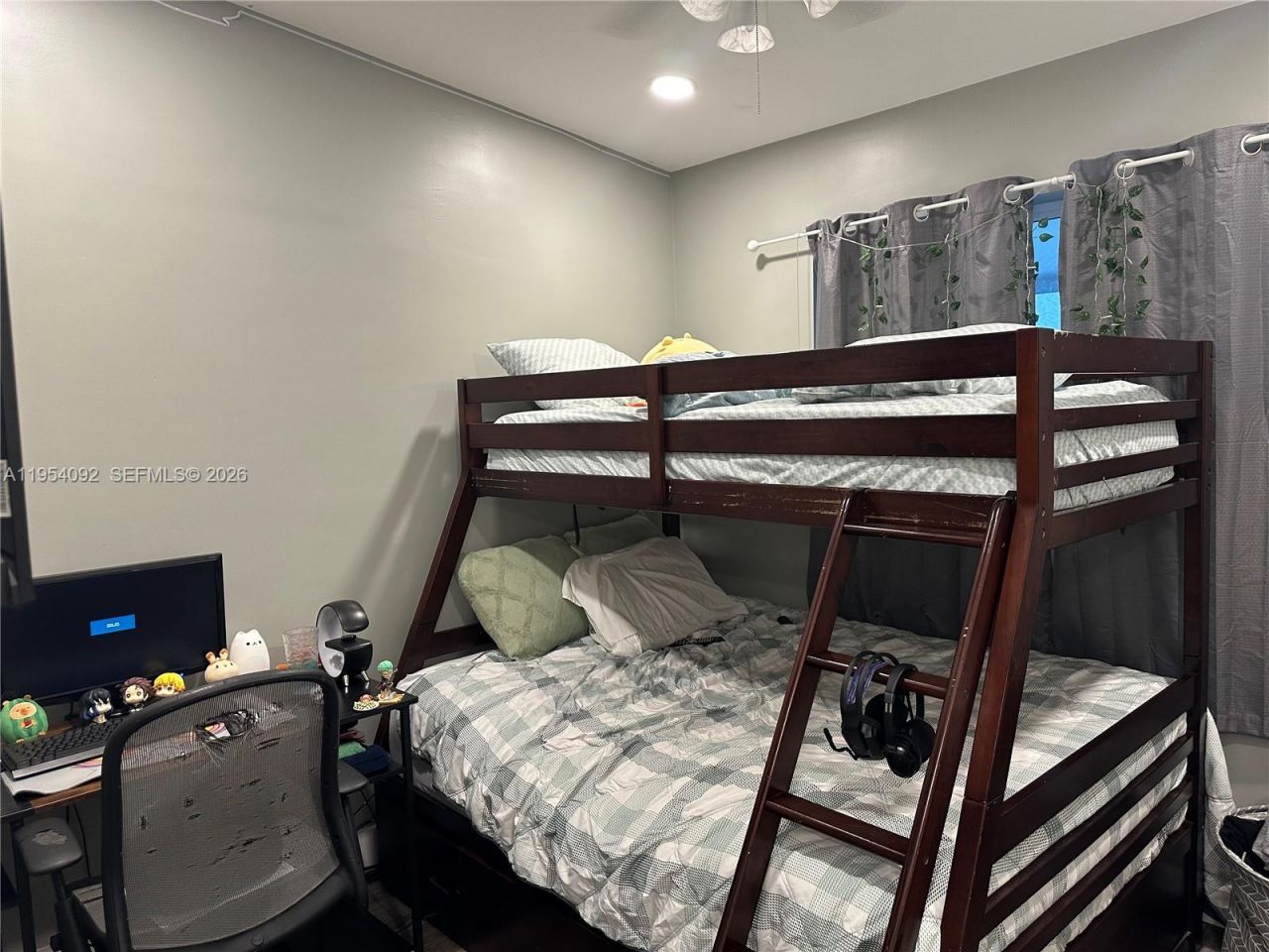 5700 SW 54th Ter, Davie, FL 33314 Photo