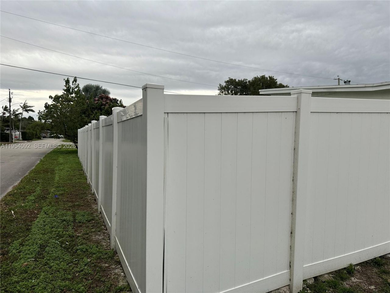 5700 SW 54th Ter, Davie, FL 33314 Photo