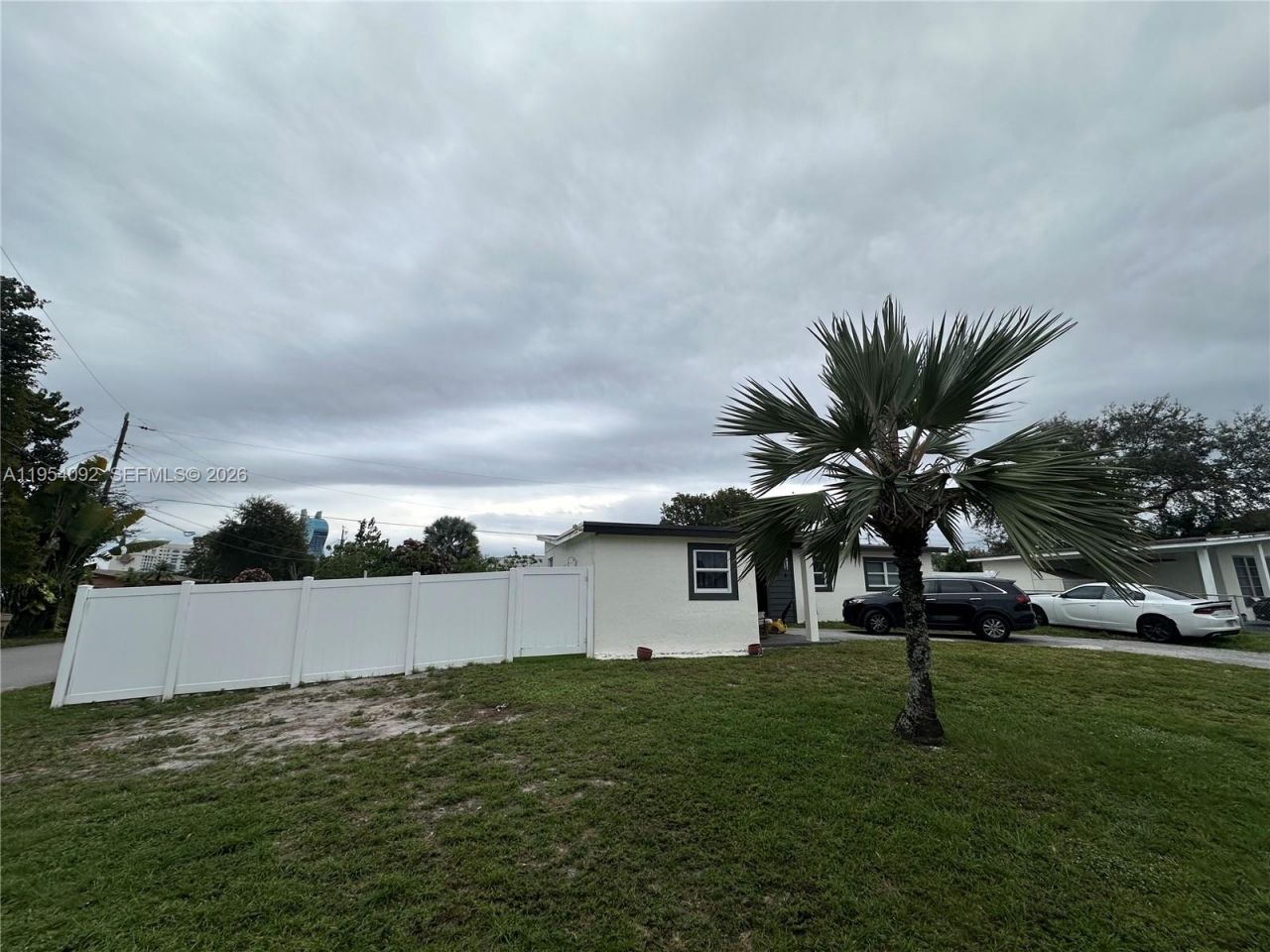 5700 SW 54th Ter, Davie, FL 33314 Photo