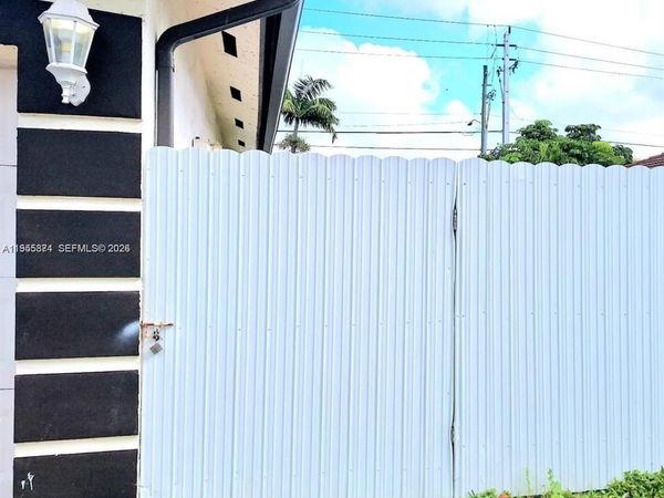 13249 SW 200th Ter, Unit 1, Miami, FL 33177