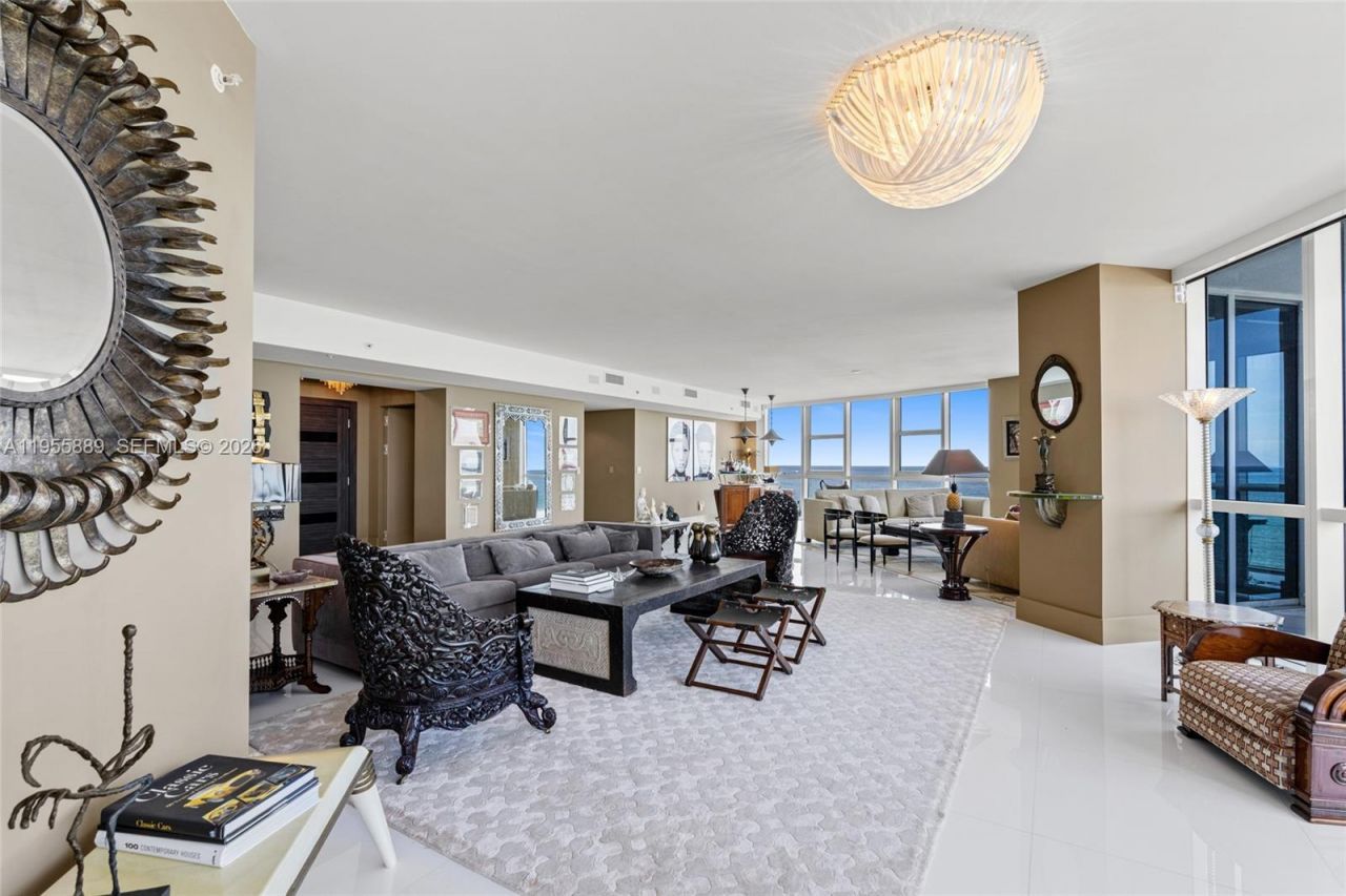 18201 Collins Ave, Unit 709, Sunny Isles Beach, FL 33160 Photo