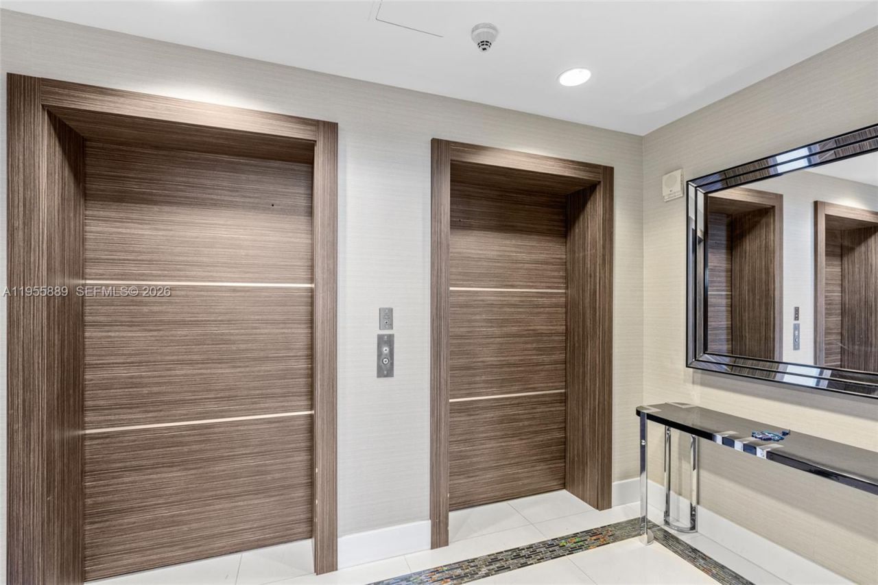 18201 Collins Ave, Unit 709, Sunny Isles Beach, FL 33160 Photo