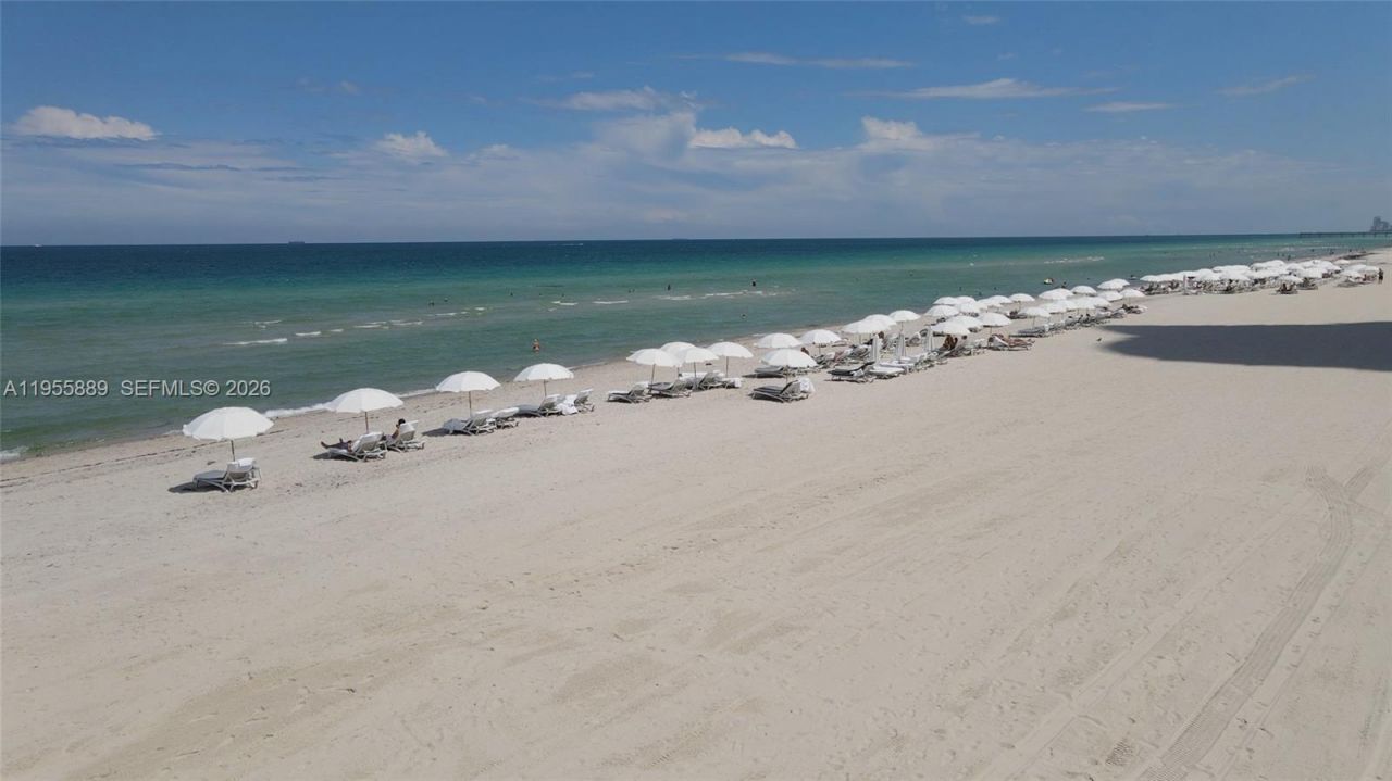 18201 Collins Ave, Unit 709, Sunny Isles Beach, FL 33160 Photo