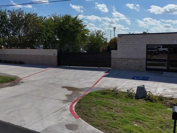 2425 Edinburgh Street , Mesquite, TX 75150