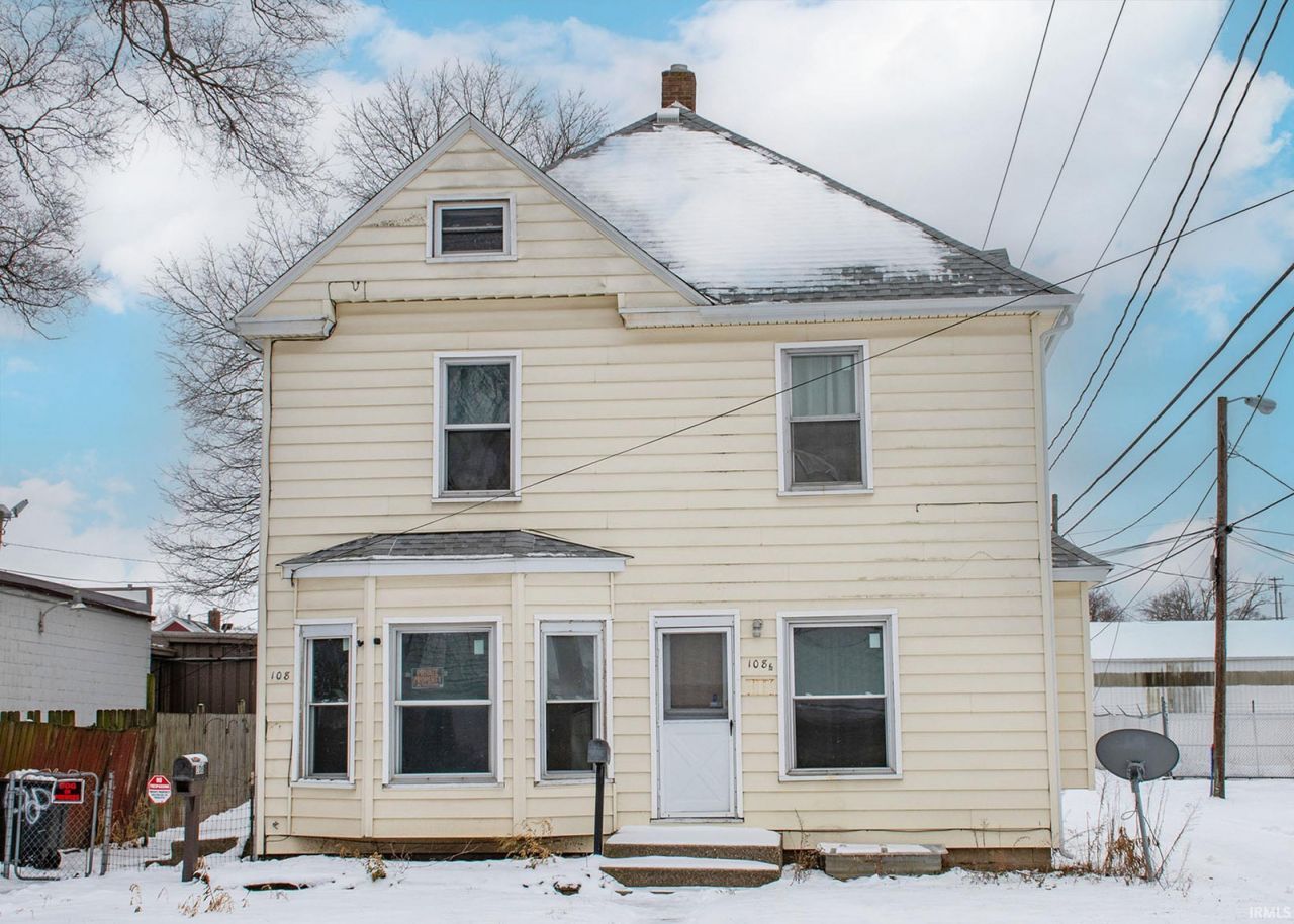 108 W Fairview Avenue, South Bend, IN 46614 Main Photo