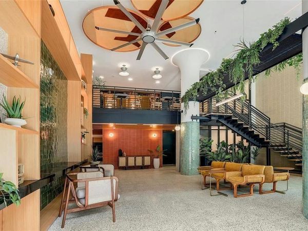 1701 Simond Ave, Unit 301, Austin, TX 78723