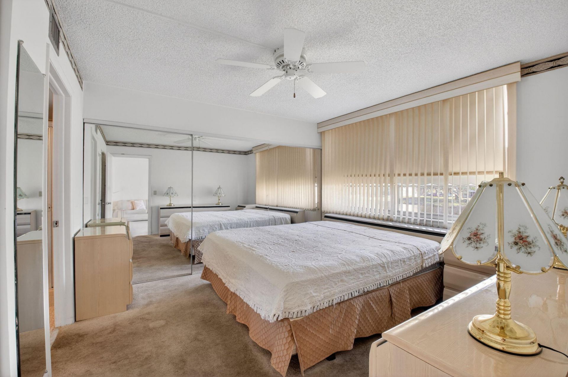 27 Abbey Lane, Unit 207, Delray Beach, FL 33446 Photo