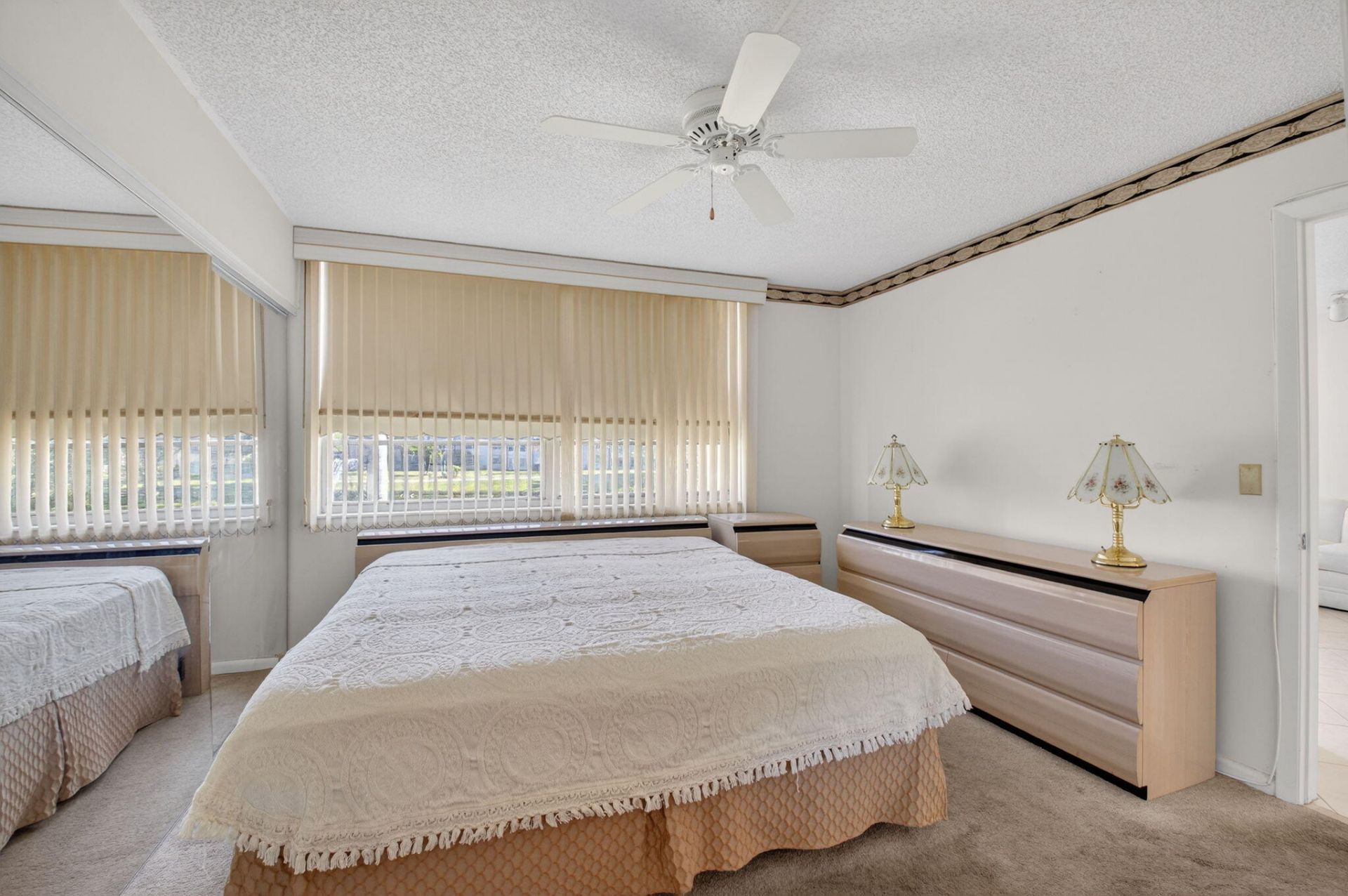 27 Abbey Lane, Unit 207, Delray Beach, FL 33446 Photo