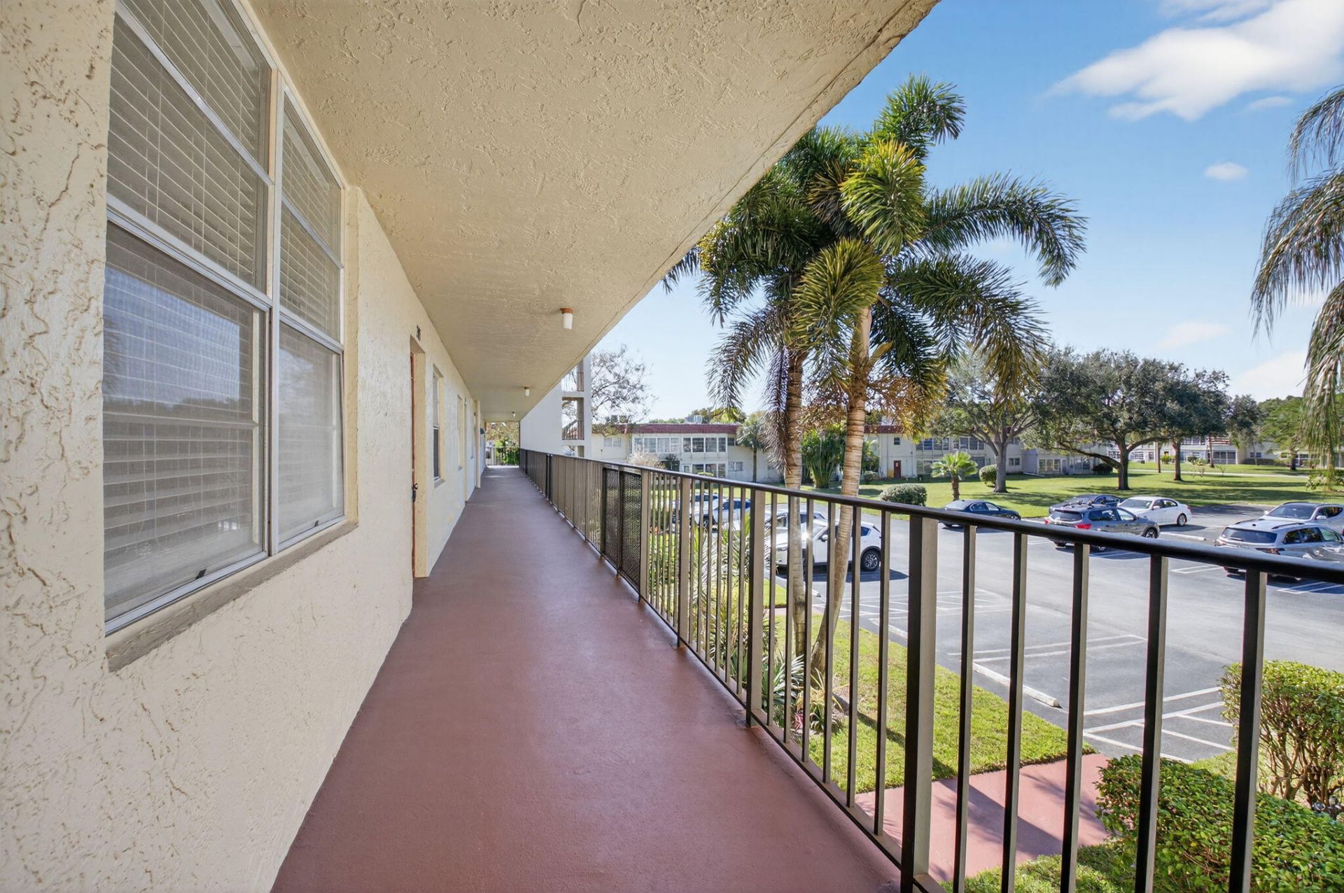 27 Abbey Lane, Unit 207, Delray Beach, FL 33446 Photo