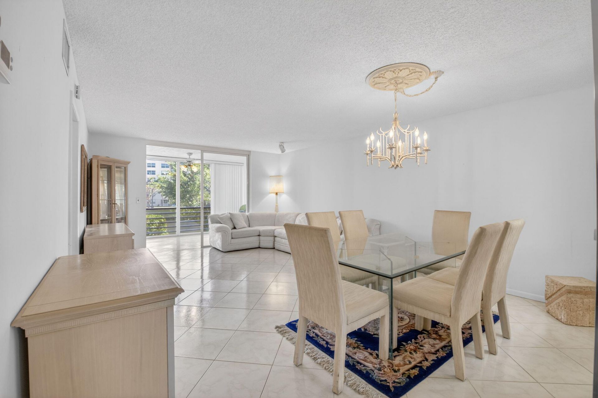 27 Abbey Lane, Unit 207, Delray Beach, FL 33446 Photo