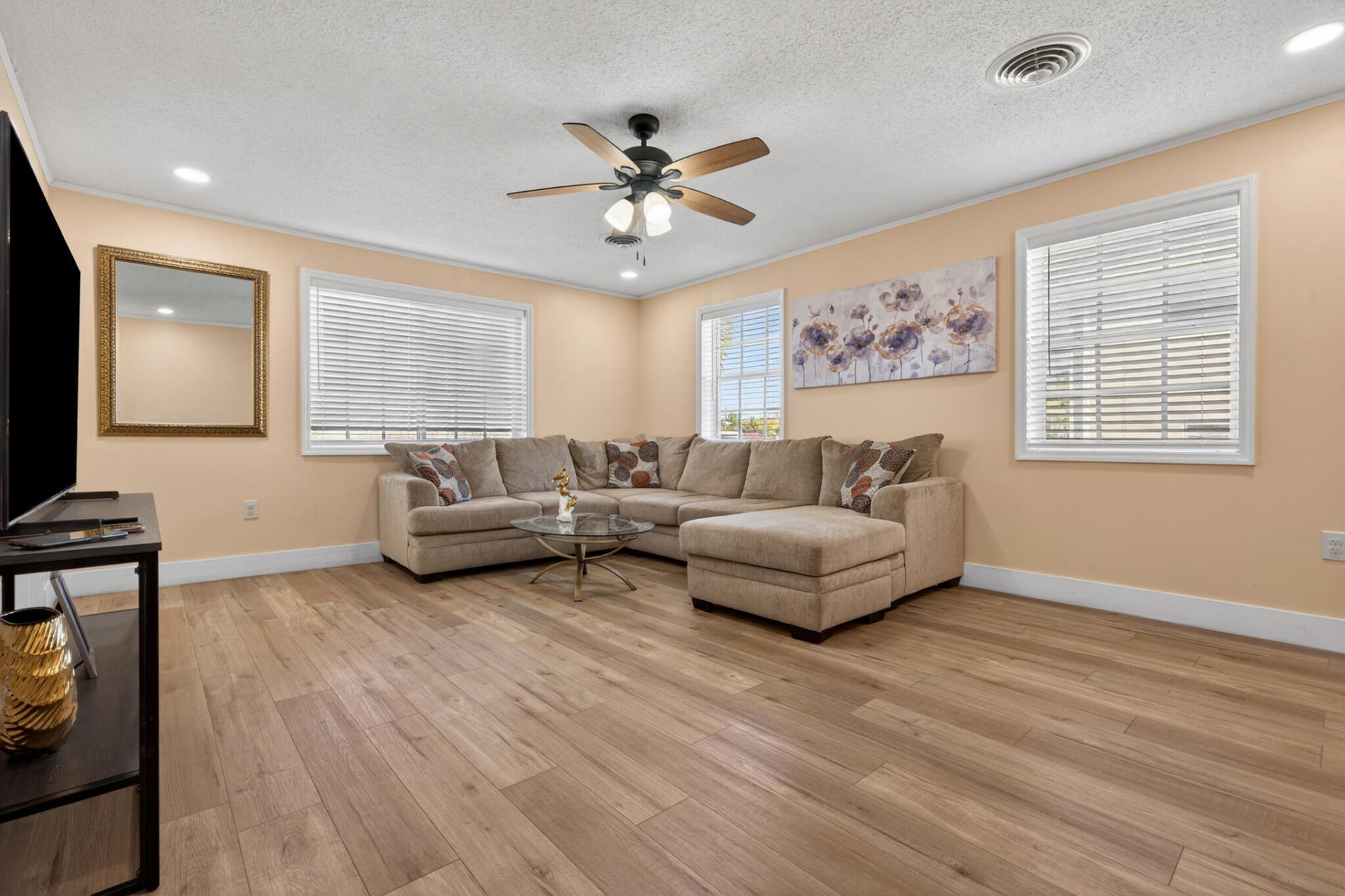 16 NW Avenue G, Belle Glade, FL 33430 Photo