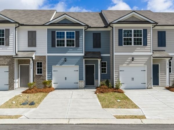 2012 Roseleigh Drive, Douglasville, GA 30134