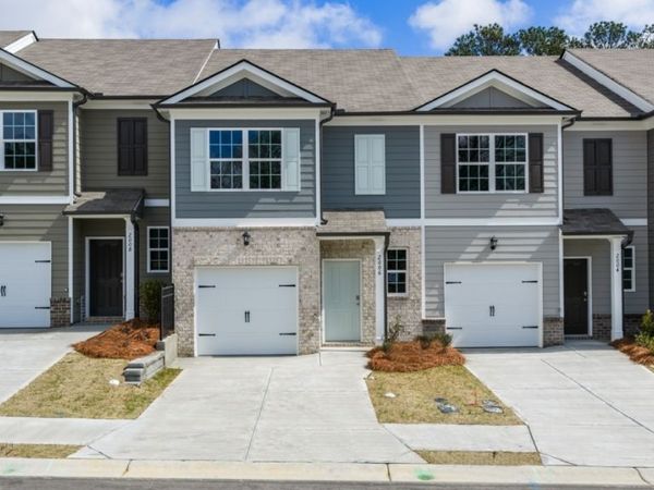 2006 Roseleigh Drive, Douglasville, GA 30134