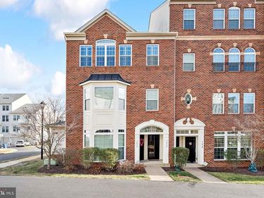 7416 BRUNSON CIRCLE, GAINESVILLE, VA 20155