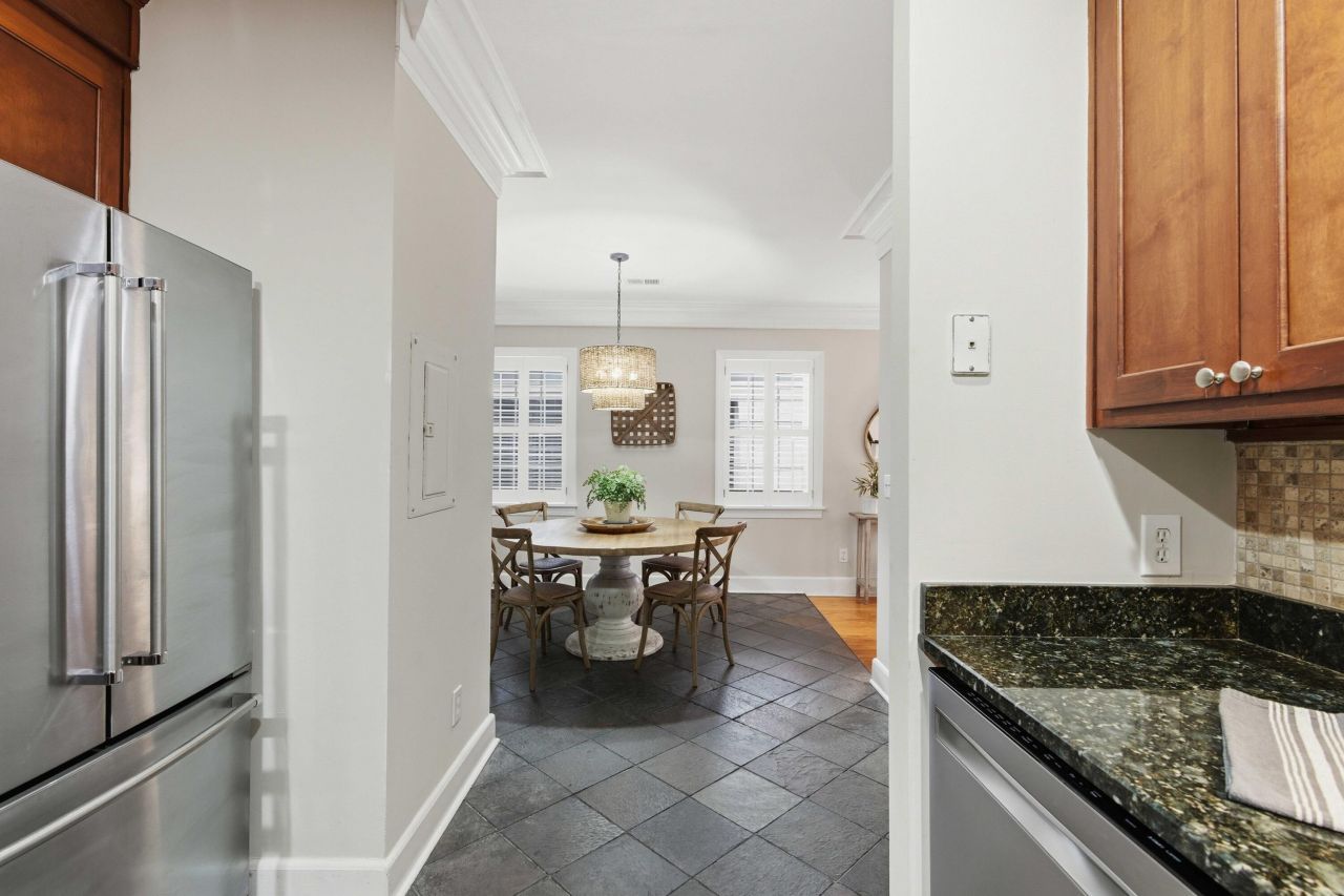 79 Society Street Photo 11