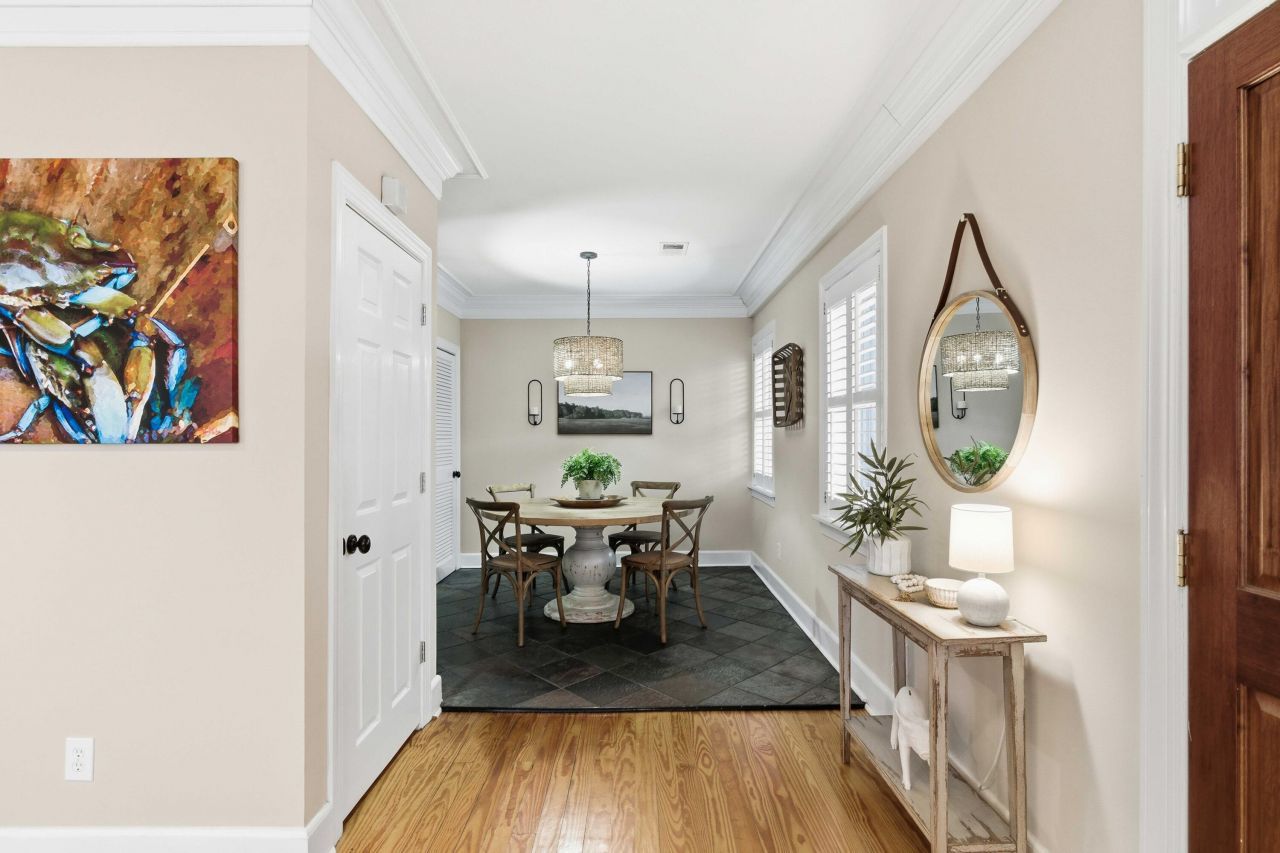 79 Society Street Photo 7