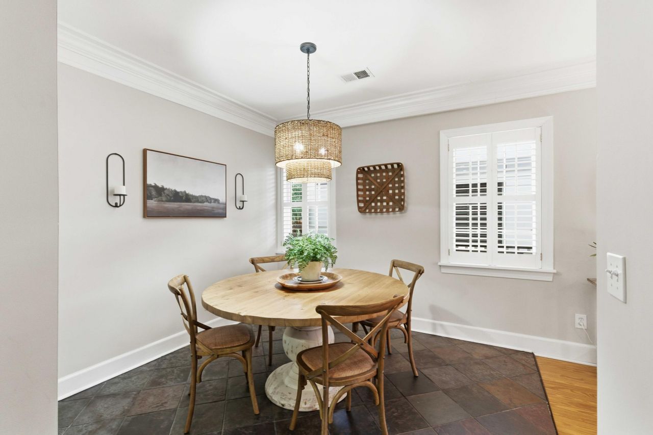 79 Society Street Photo 8