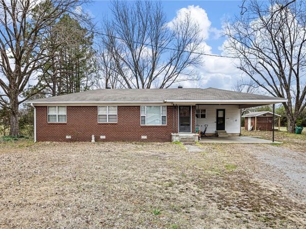 21685 State Highway 154 , Dardanelle, AR 72834