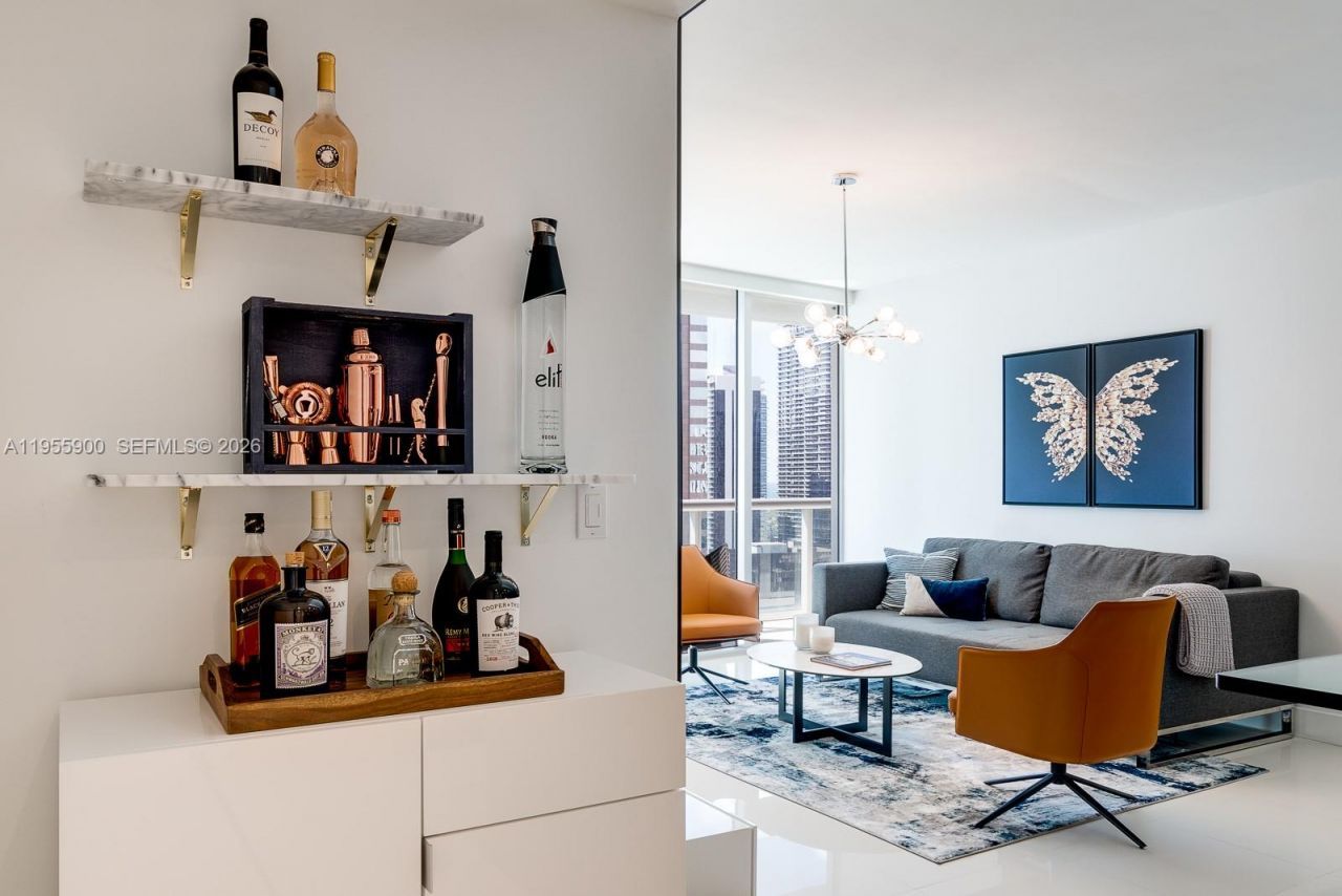 475 Brickell Ave, Unit 3013, Miami, FL 33131 Photo