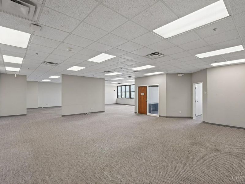 10641 Techwoods Circle, Blue Ash, OH 45242 Photo 29