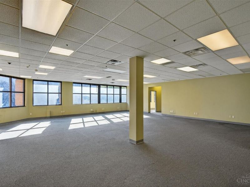 10641 Techwoods Circle, Blue Ash, OH 45242 Photo 32